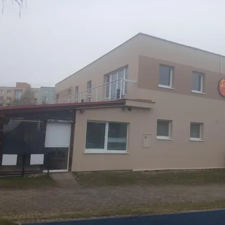 Riva Restauracia A Kassa